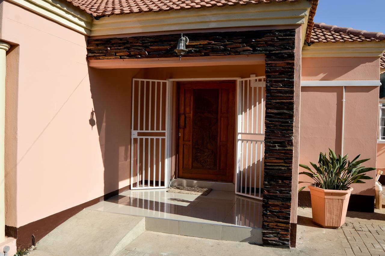 Golden Door Villa Gaborone Dış mekan fotoğraf